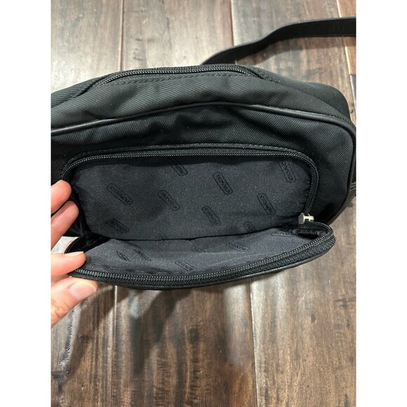Coach Black Crossbody Bag Leather Adjustable Strap Zipper Compartments Y2K - Picture 6 of 13